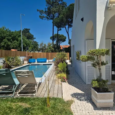 Villa A Piscina Da Lagoa - De Albufeira *