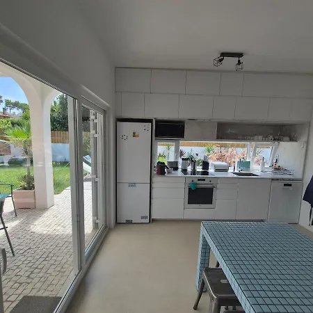 Villa A Piscina Da Lagoa - De Albufeira *