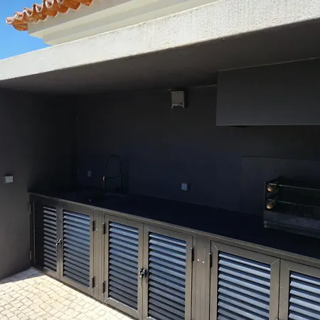 Villa A Piscina Da Lagoa - De Albufeira