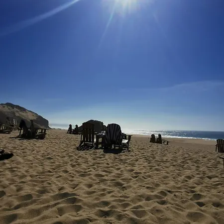A Piscina Da Lagoa - De Albufeira *